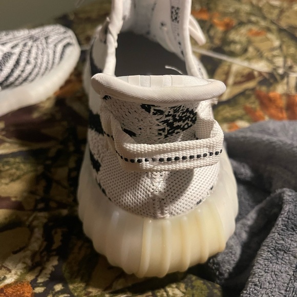 Yeezy 360 Zebra size 11 - Picture 4 of 7